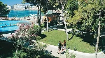 Leonardo Ibiza Santa Eulalia *