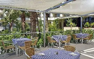 Leonardo Ibiza Santa Eulalia *