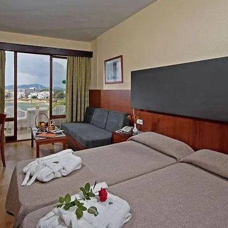 Leonardo Ibiza Santa Eulalia Apartment