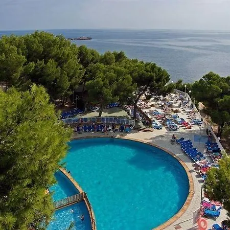 Leonardo Ibiza Santa Eulalia * Es Cana